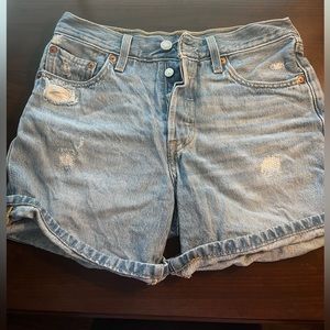 Levi High Rise Light Denim Shorts - 25
